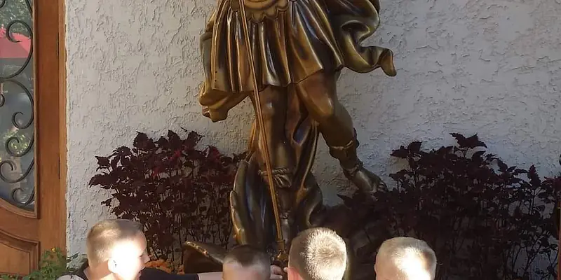 Evil Exists: A Catholic Call to Recognize the Darkness and Cling to the Light!