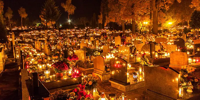 Daily Encouragement & Specials- The Days of The Dead